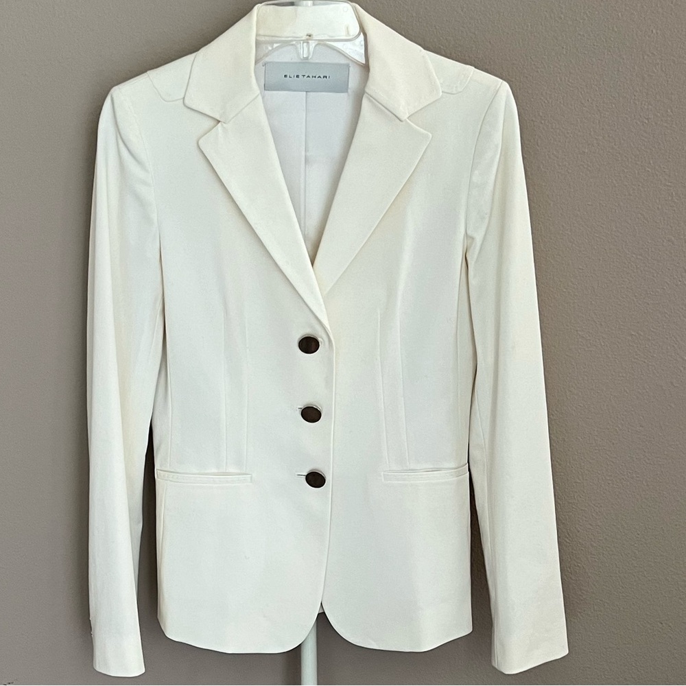 Elie Tahari Off-White Blazer
